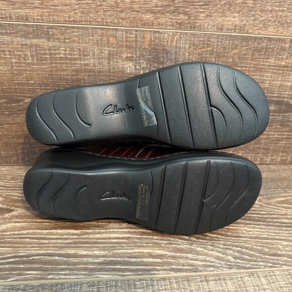 Clarks Bendables Leather Slip-On Clog - Size 6 - Picture 14 of 16